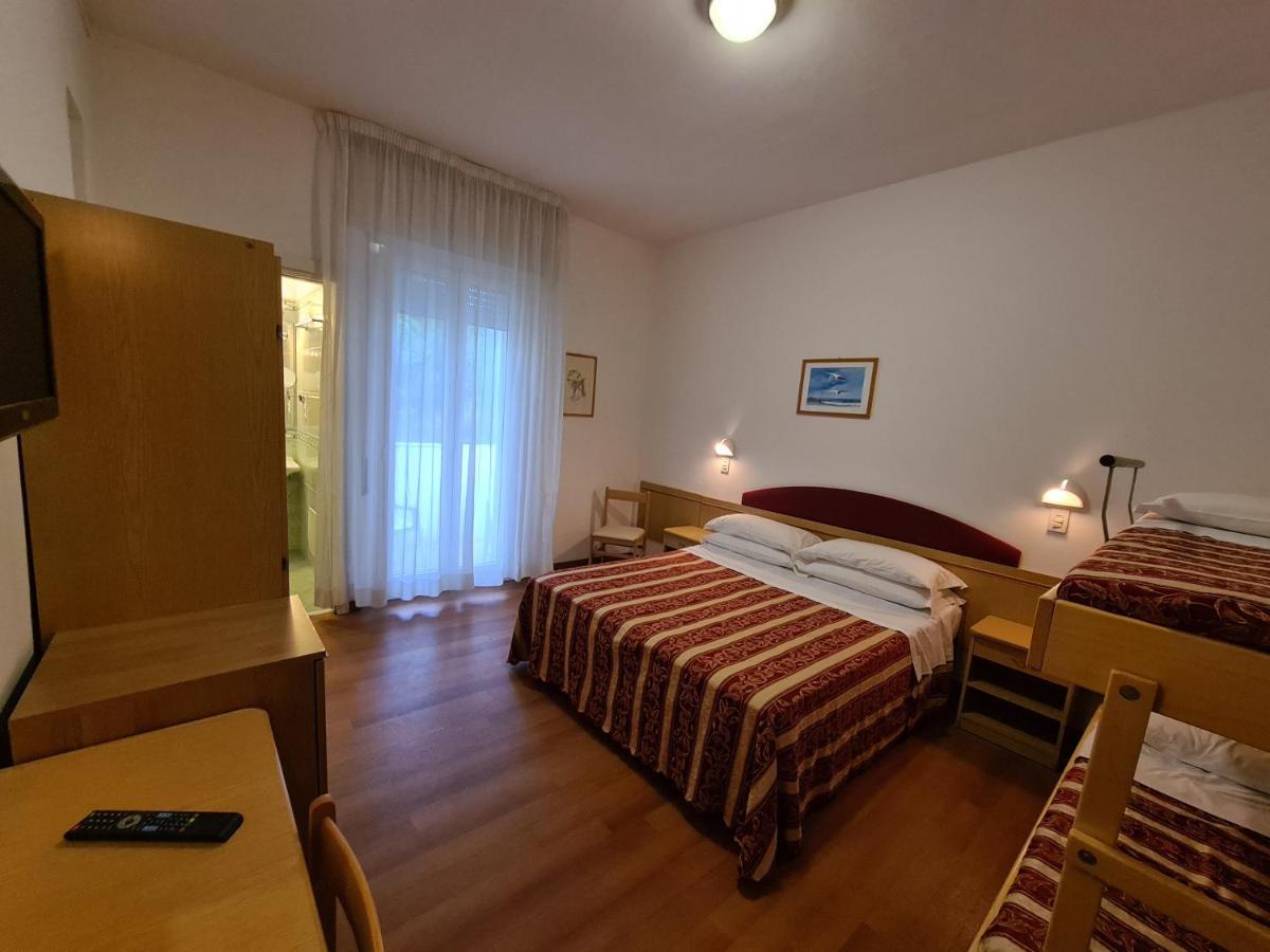 Hotel Angelus Rimini Zewnętrze zdjęcie