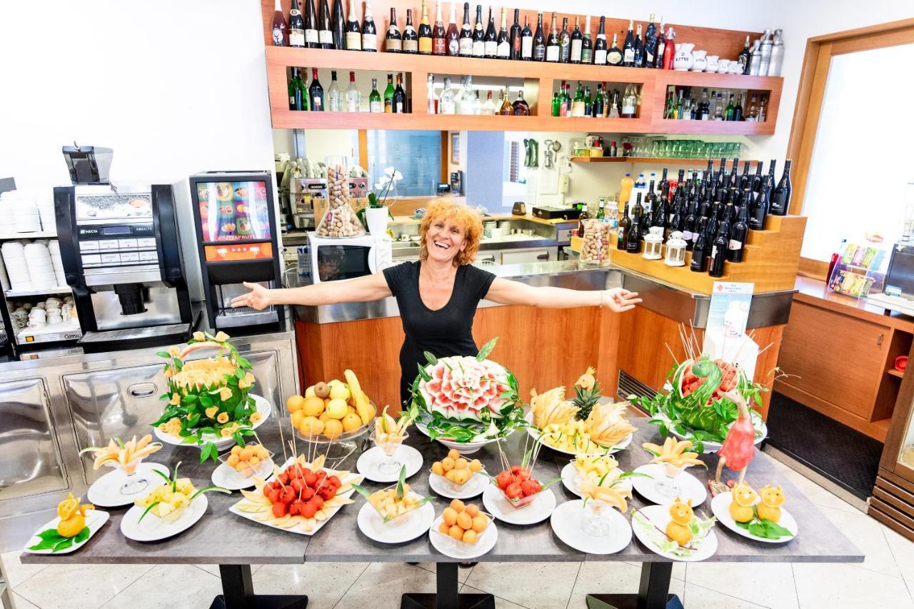 Hotel Angelus Rimini Zewnętrze zdjęcie