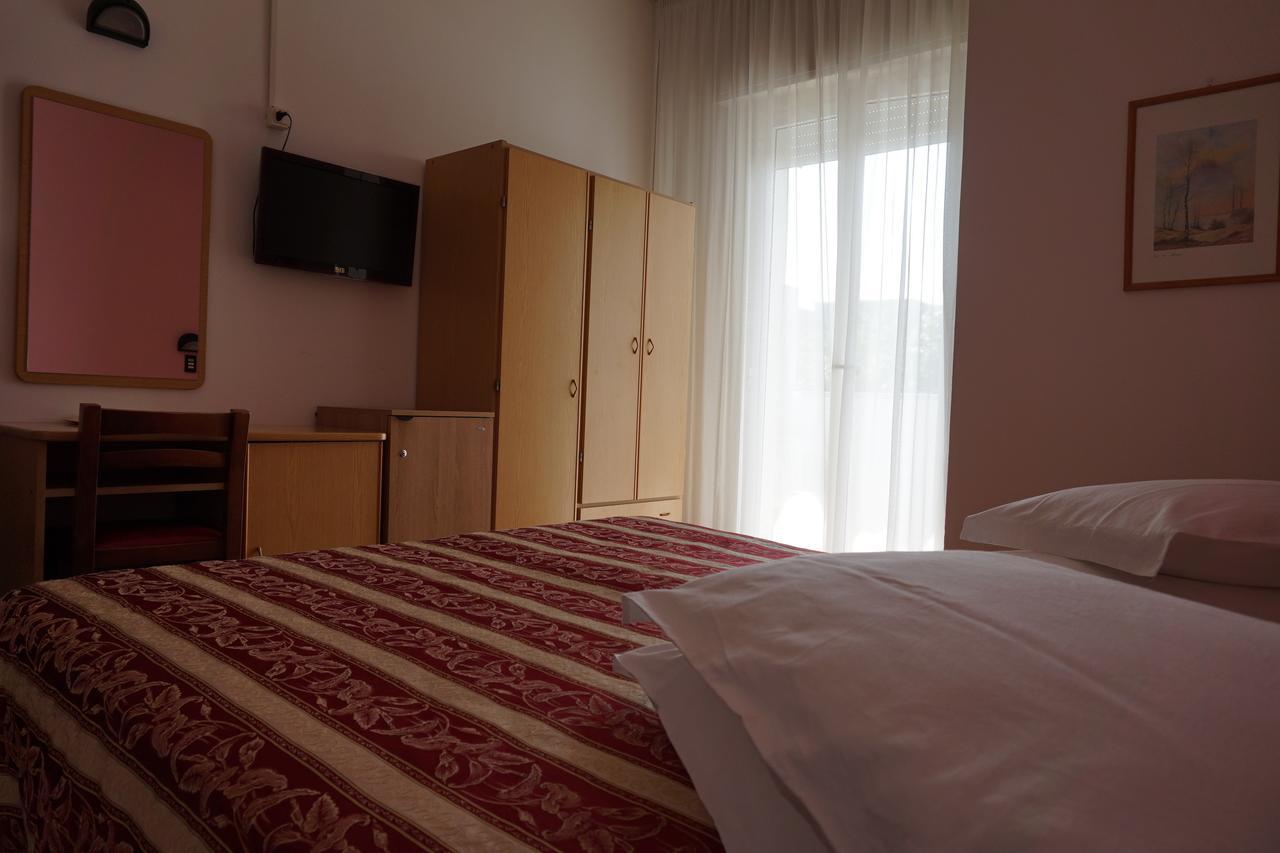 Hotel Angelus Rimini Zewnętrze zdjęcie