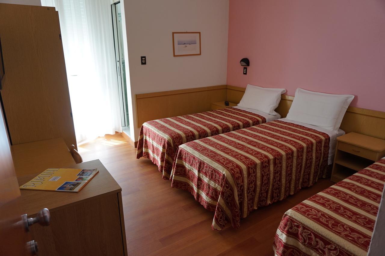 Hotel Angelus Rimini Zewnętrze zdjęcie