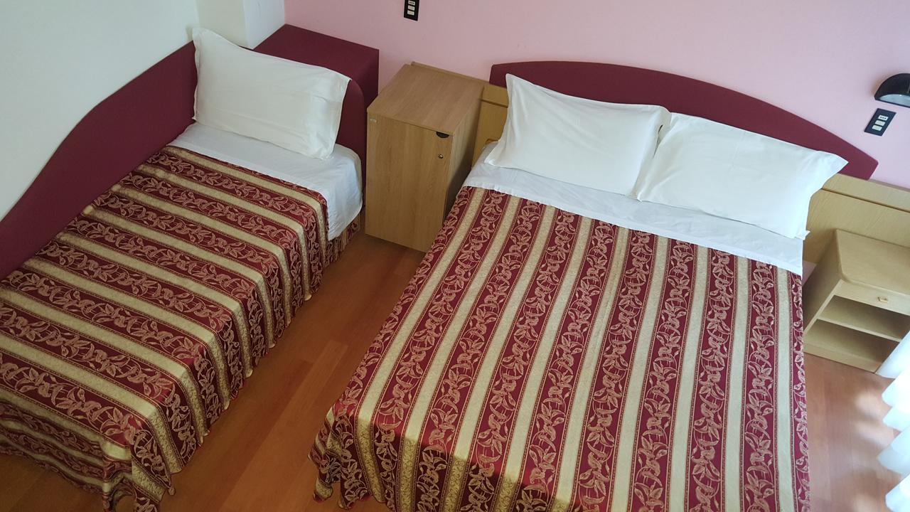 Hotel Angelus Rimini Zewnętrze zdjęcie