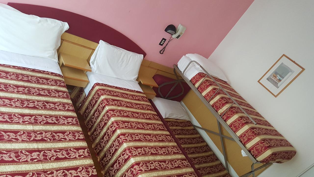 Hotel Angelus Rimini Zewnętrze zdjęcie