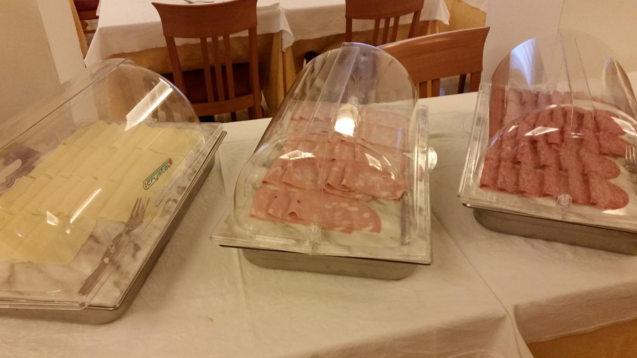 Hotel Angelus Rimini Zewnętrze zdjęcie